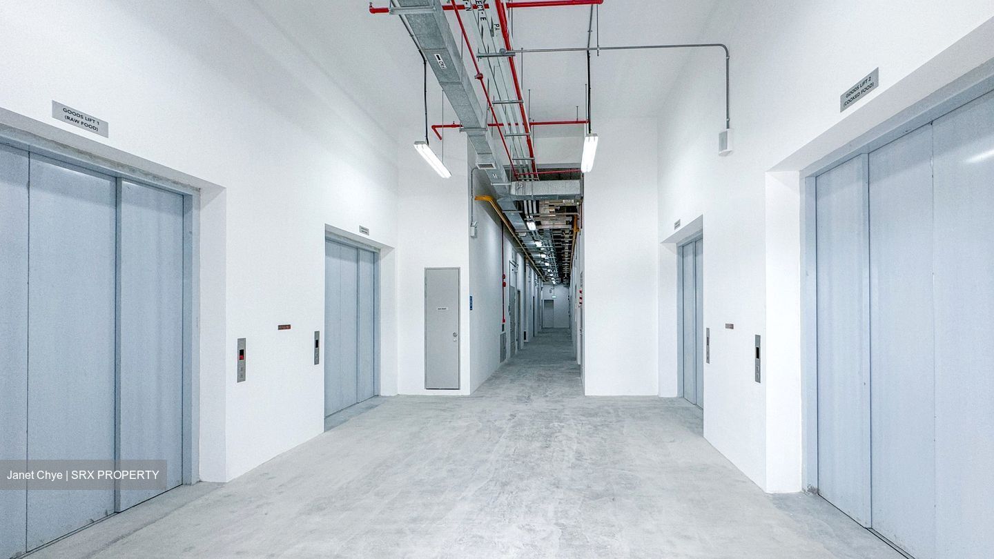 Tuas Avenue 1 (D22), Warehouse #502996261